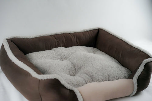 Cozy Comfort Year-Round – Soft Touch 26 All-Season Pet Bed!