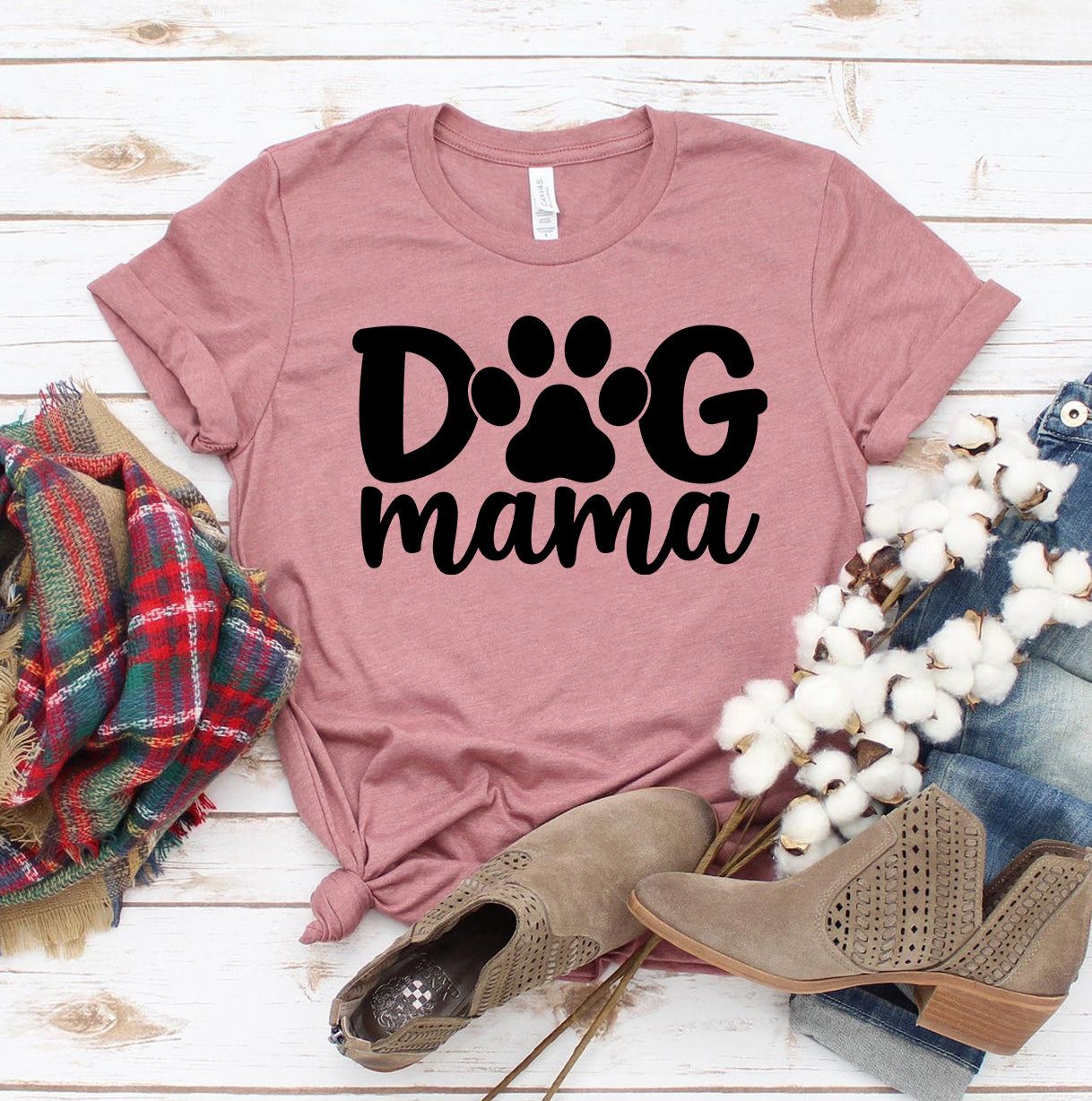 Fur-ever Love – ‘Dog Mama’ T-Shirt for the Proud Pet Parent!